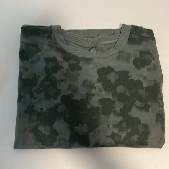 Mondetta Lightweight Active Top Sweatshirt Army Green Print Women’s XL - Picture 13 of 13